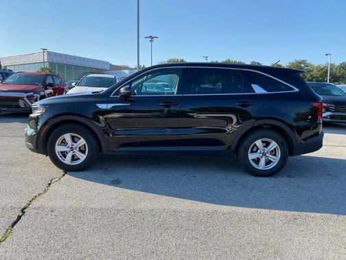 2023 Kia Sorento LX