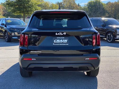 2023 Kia Sorento LX