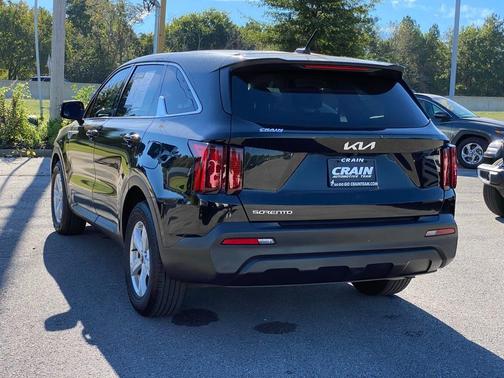 2023 Kia Sorento LX