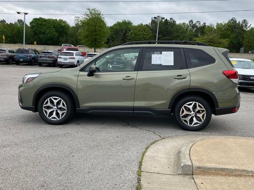 Jasper Green Metallic 2020 Subaru Forester Premium