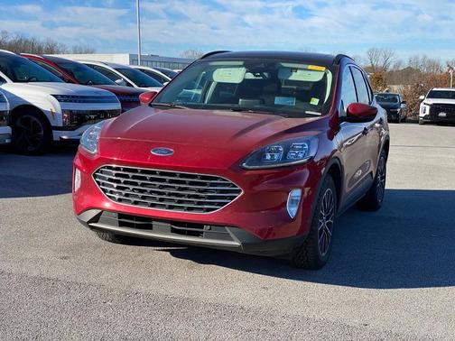 2021 Ford Escape PHEV Titanium