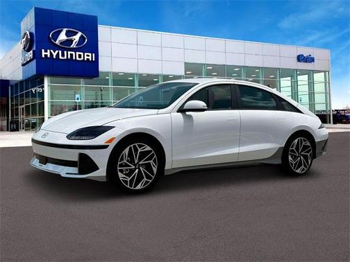 2025 Hyundai IONIQ 6 SEL