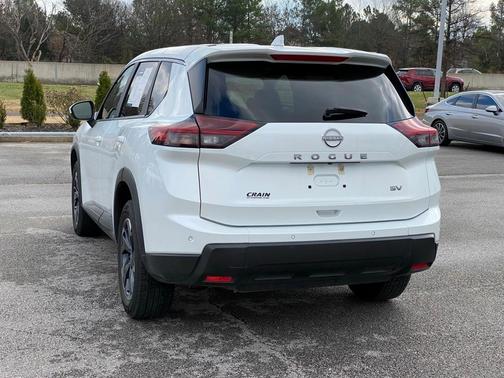 2024 Nissan Rogue SV