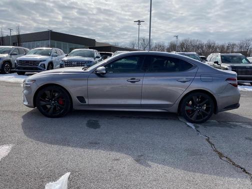 2023 Genesis G70 3.3T