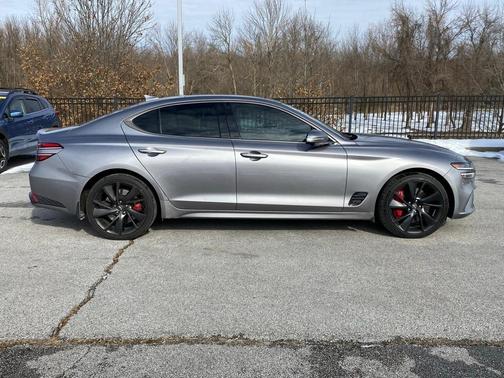 2023 Genesis G70 3.3T
