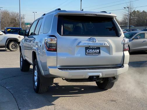 2024 Toyota 4Runner SR5