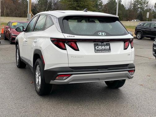 2025 Hyundai TUCSON SE