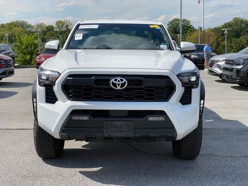 2024 Toyota Tacoma TRD Off Road