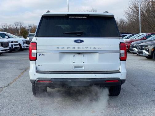 2022 Ford Expedition XLT