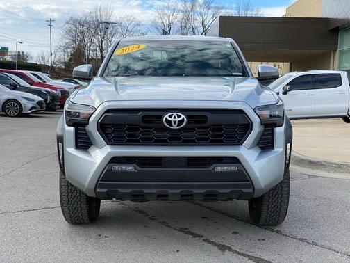 2024 Toyota Tacoma TRD Off Road