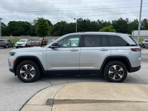 2023 Jeep Grand Cherokee 4xe Base