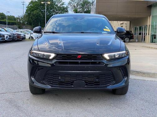 8 BALL 2023 Dodge Hornet GT