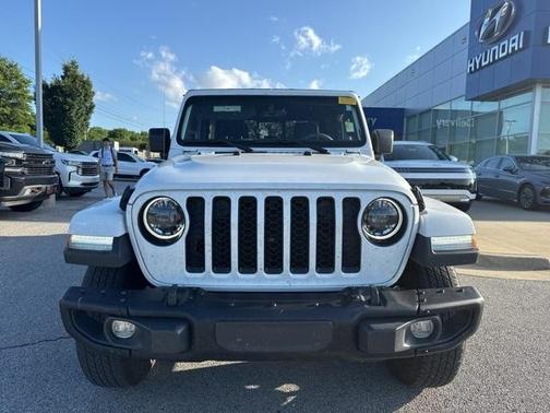 2023 Jeep Gladiator Sport