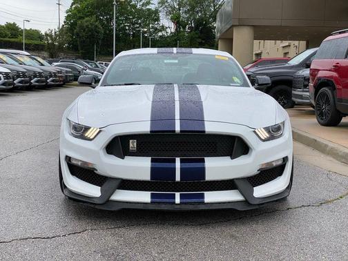 Oxford White 2019 Ford Shelby GT350 Base