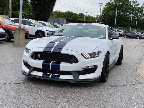 Oxford White 2019 Ford Shelby GT350 Base