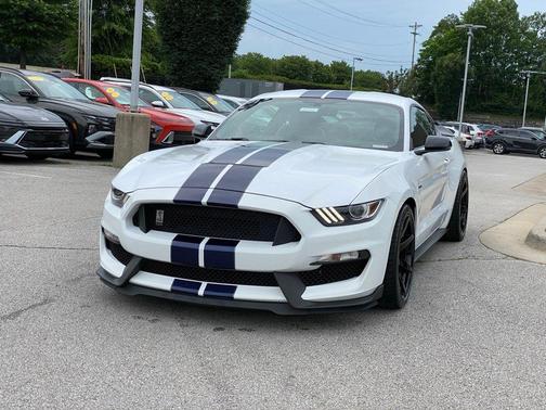 Oxford White 2019 Ford Shelby GT350 Base
