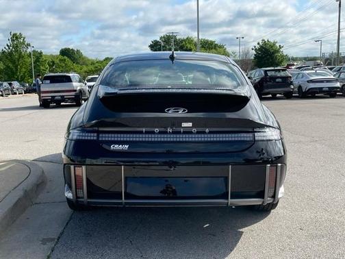 2025 Hyundai IONIQ 6 Limited