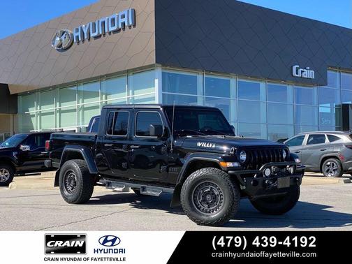 2022 Jeep Gladiator Sport