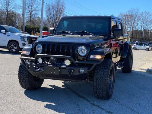 2022 Jeep Gladiator Sport