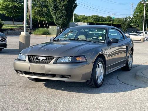 2002 Ford Mustang V6