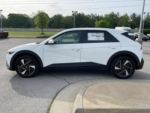 2025 Hyundai IONIQ 5 SE