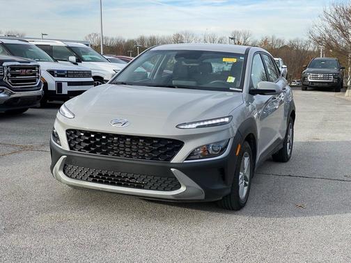 2023 Hyundai KONA SE