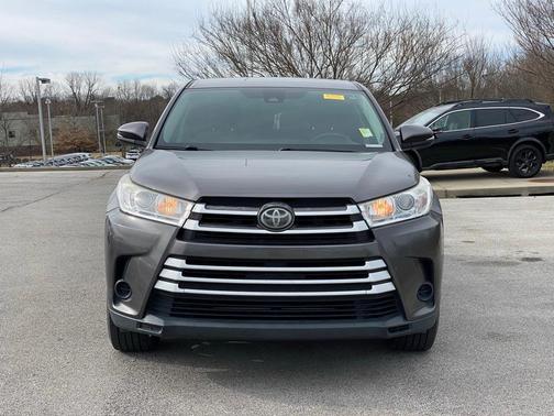 2017 Toyota Highlander LE