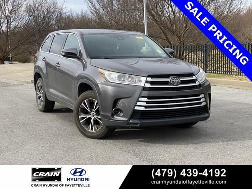 2017 Toyota Highlander LE