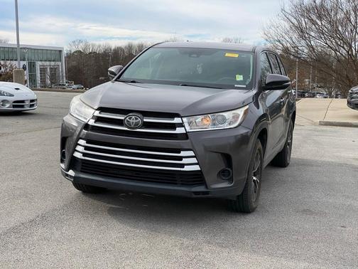 2017 Toyota Highlander LE