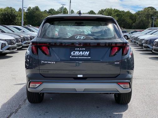 2025 Hyundai TUCSON SE