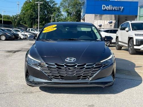 2021 Hyundai ELANTRA SEL