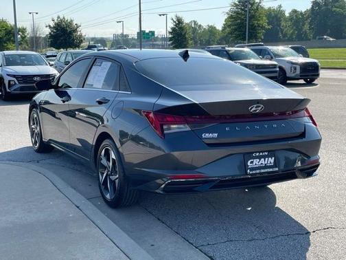 2021 Hyundai ELANTRA SEL