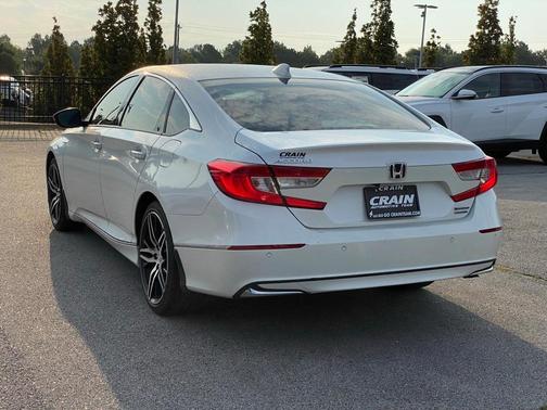 2022 Honda Accord Hybrid Touring