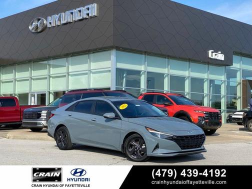 Electric 2022 Hyundai ELANTRA SEL