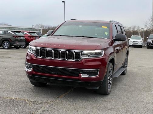 2024 Jeep Wagoneer Base