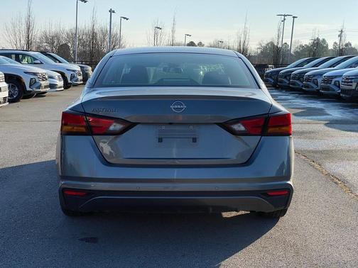 2024 Nissan Altima 2.5 S