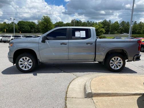 Sterling Gray Metallic 2023 Chevrolet Silverado 1500 Custom