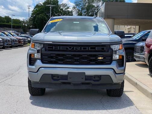 Sterling Gray Metallic 2023 Chevrolet Silverado 1500 Custom