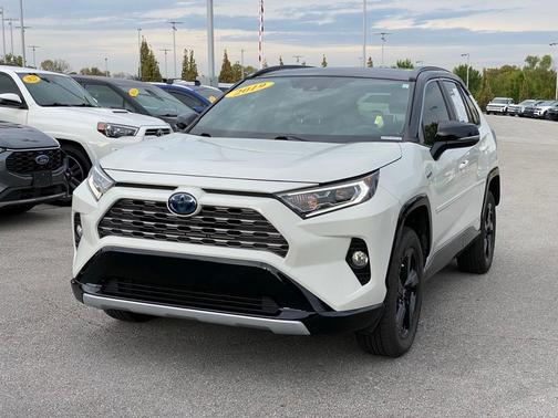 2019 Toyota RAV4 Hybrid XSE