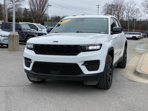 2023 Jeep Grand Cherokee Altitude