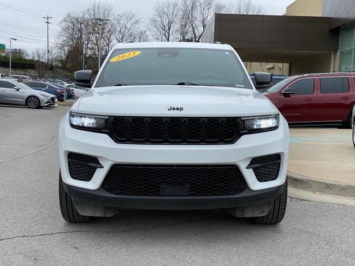 2023 Jeep Grand Cherokee Altitude