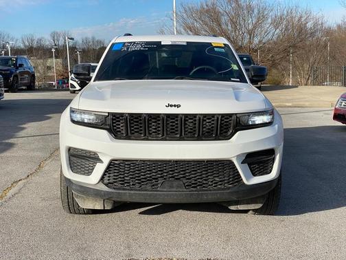 2023 Jeep Grand Cherokee Altitude