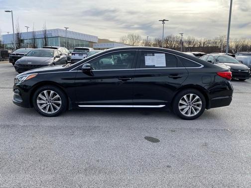 2017 Hyundai SONATA Sport