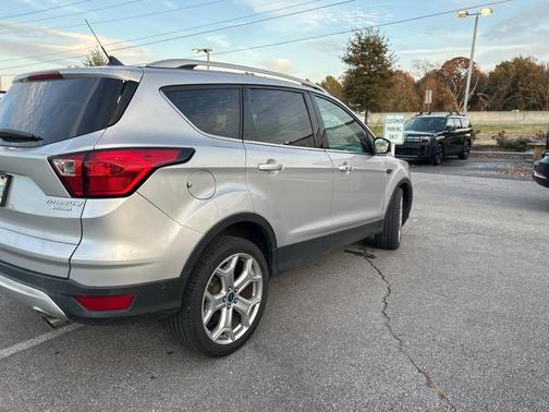 2019 Ford Escape Titanium