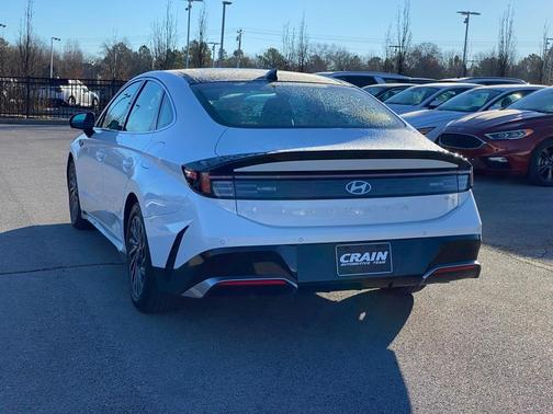 2025 Hyundai SONATA Hybrid Limited