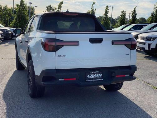 Ice White 2022 Hyundai SANTA CRUZ 2.5L SEL