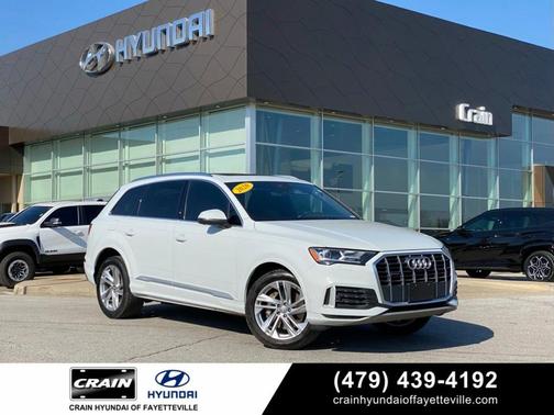 Glacier White Metallic 2020 Audi Q7 45 Premium