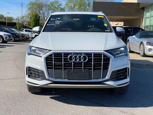 2020 Audi Q7 45 Premium