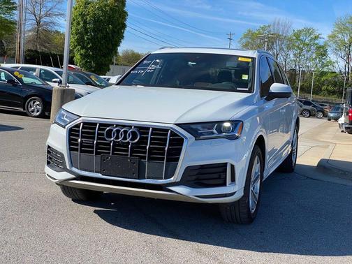 2020 Audi Q7 45 Premium