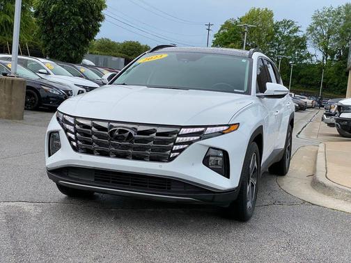 White Pearl 2023 Hyundai TUCSON Limited